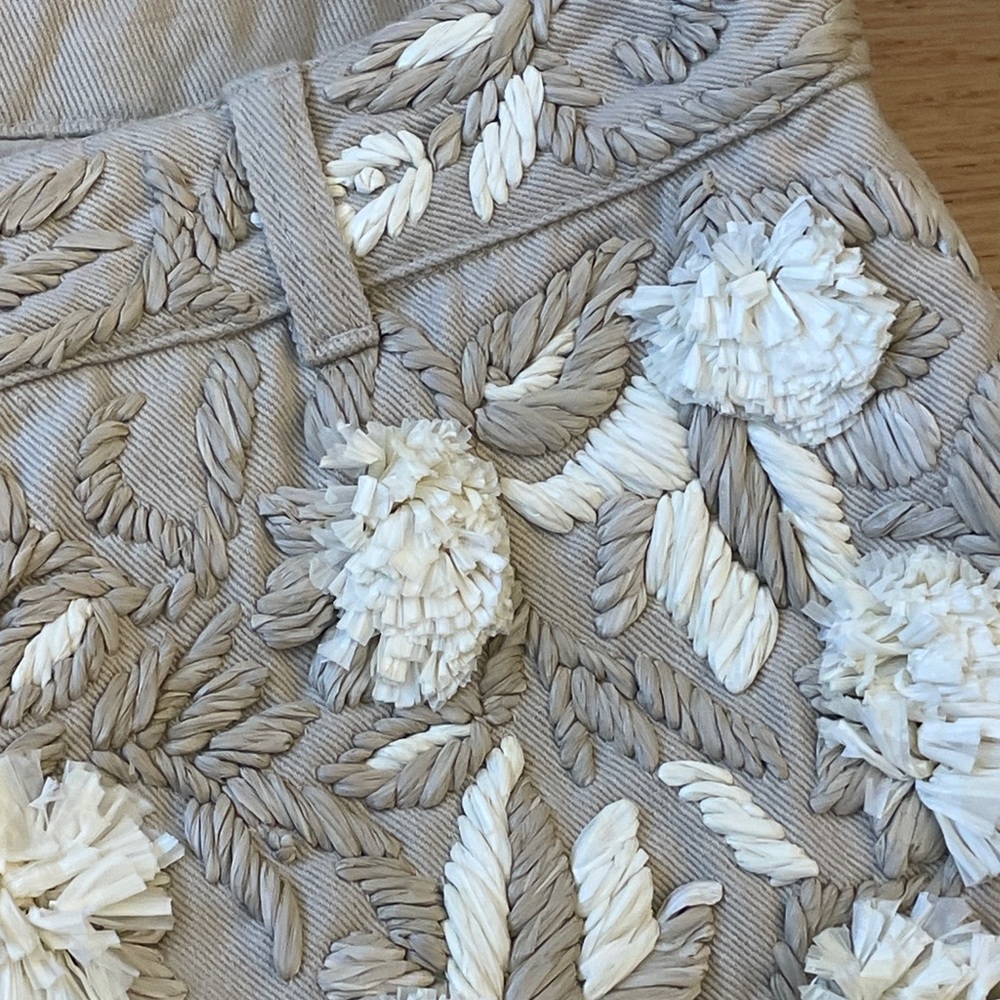 CULT GAIA  MSRP $850  Kian shorts Embroidered Floral Beige Women's Shorts - Picture 3 of 13